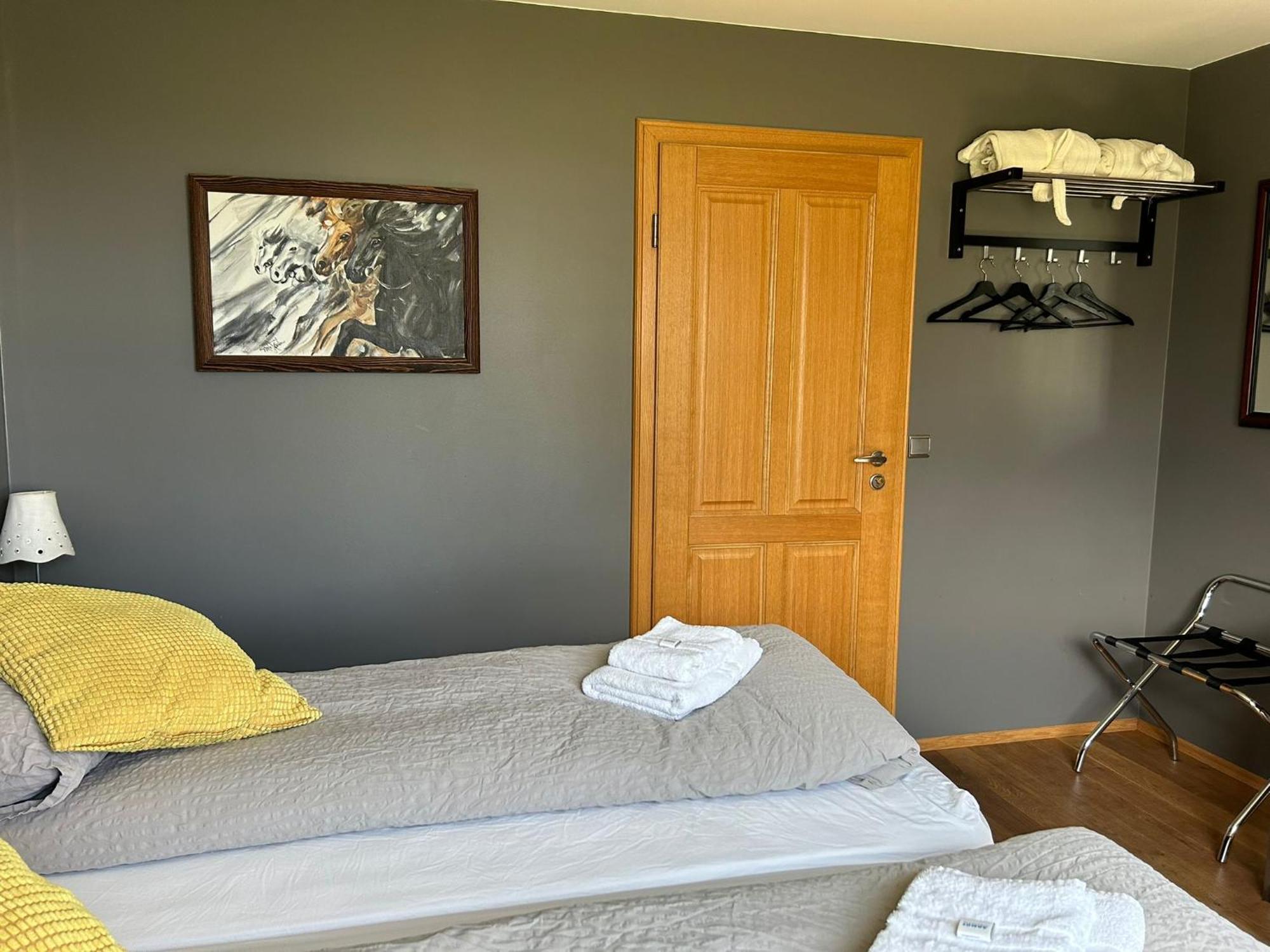 Armot Guesthouse 크볼스뵈들뤼르 외부 사진